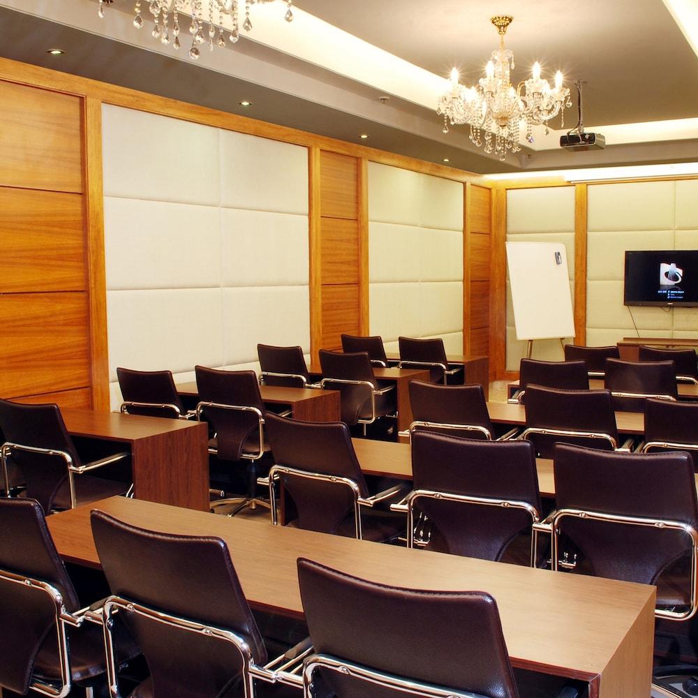 Africa Avenue Gk - 1 Hotel New Delhi Buitenkant foto